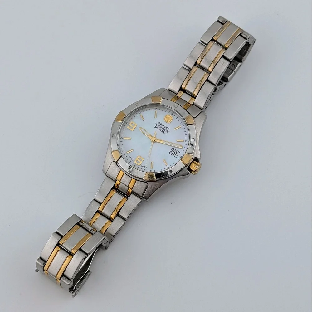 Wenger Swiss Military Elite 79093 Two Tone MOP Dial Quartz Watch Lume 33mm 8.5